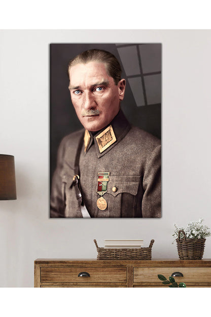 Üniformalı Mustafa Kemal Atatürk Portresi Cam Tablo, Ev Ofis Okul Duvar Dekoru, Hediyelik Temperli