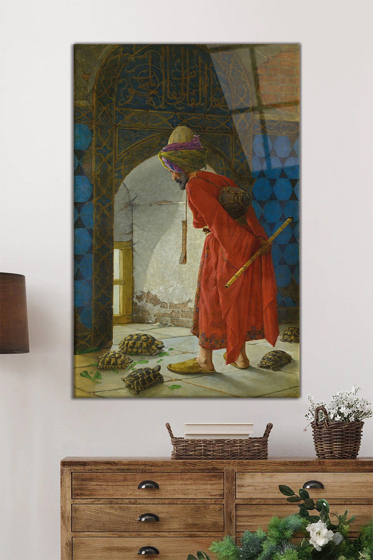 Osman Hamdi Bey Kaplumbağa Terbiyecisi Dikey Cam Tablo, Ev ve Ofis Duvar Dekoru, Lüks Hediyelik