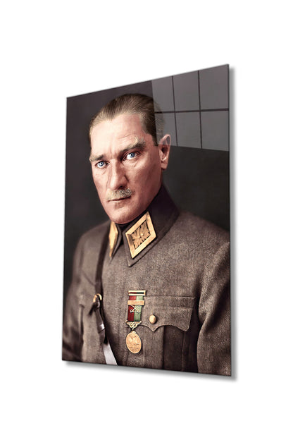 Üniformalı Mustafa Kemal Atatürk Portresi Cam Tablo, Ev Ofis Okul Duvar Dekoru, Hediyelik Temperli