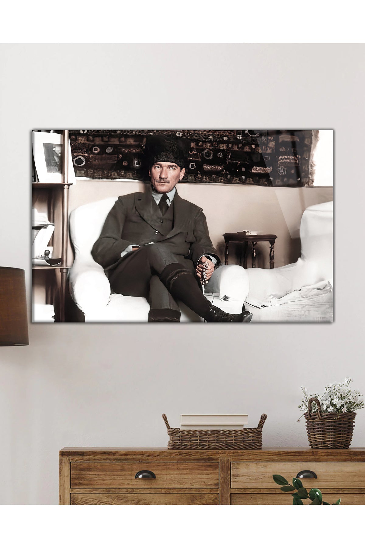 Takım Elbiseli Atatürk Portresi Cam Tablo, Mustafa Kemal, Ev Ofis Okul Duvar Dekoru Temperli Yatay