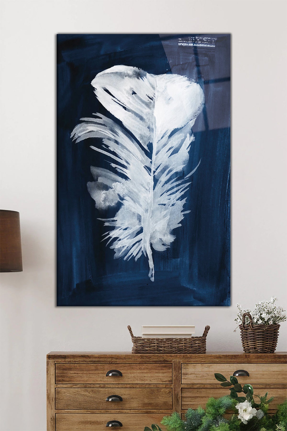Mavi Fonda Beyaz Tüy Dikey Cam Tablo, Ev ve Ofis Duvar Dekoru, Lüks Hediyelik, Kırılmaz Çizilmez