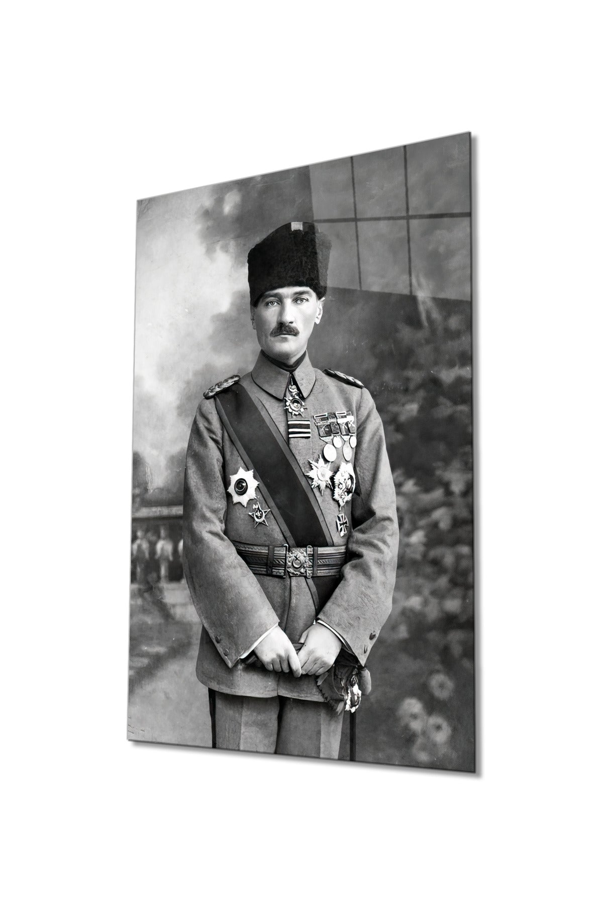 Üniformalı Atatürk Portresi Cam Tablo, ATA Mustafa Kemal, Ev Ofis Okul Duvar Dekoru, Temperli Cam